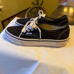 Vans Women’s Classic Black Size 7.5